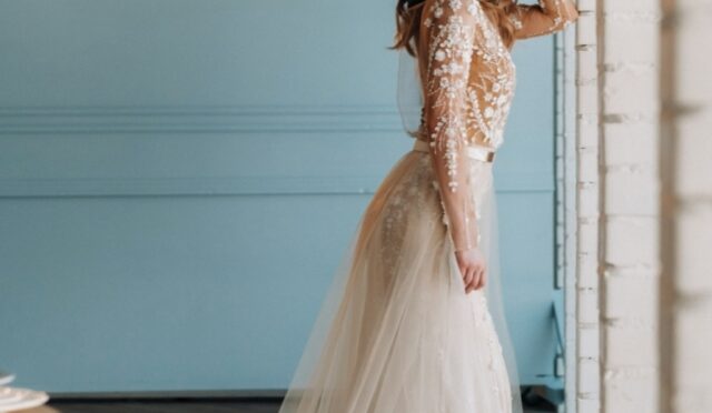 Kişiye özel tasarım gelinlikler